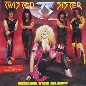 Twisted Sister – Under The Blade