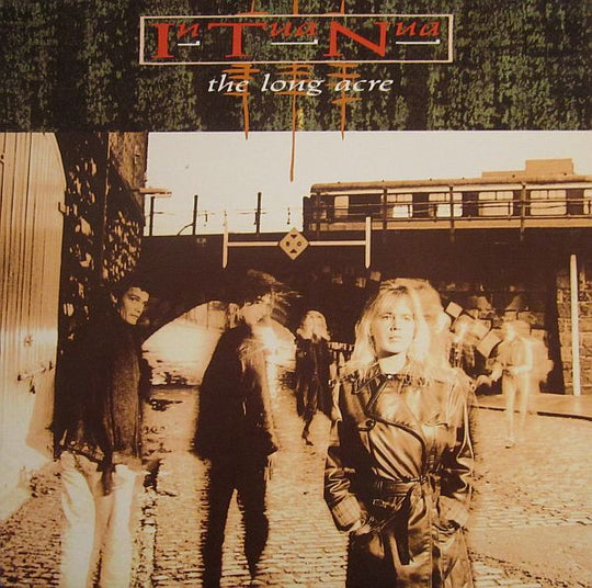 In Tua Nua – The Long Acre