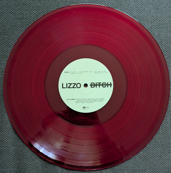 Lizzo – Bitch (Red)